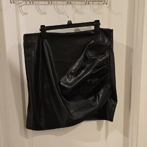 Elegant Black Leather Skirt